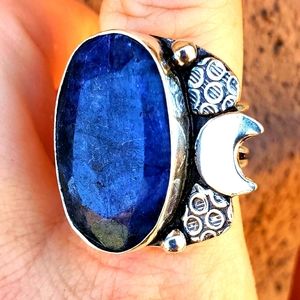 New Sapphire Horned Crescent Moon 925 Silver Ring.